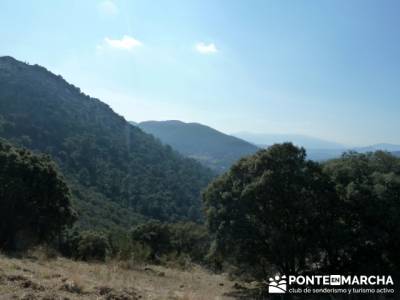 La sierra Oeste de Madrid. Puerto de la Cruz Verde, Robledo de Chavela, ermita de Navahonda. senderi